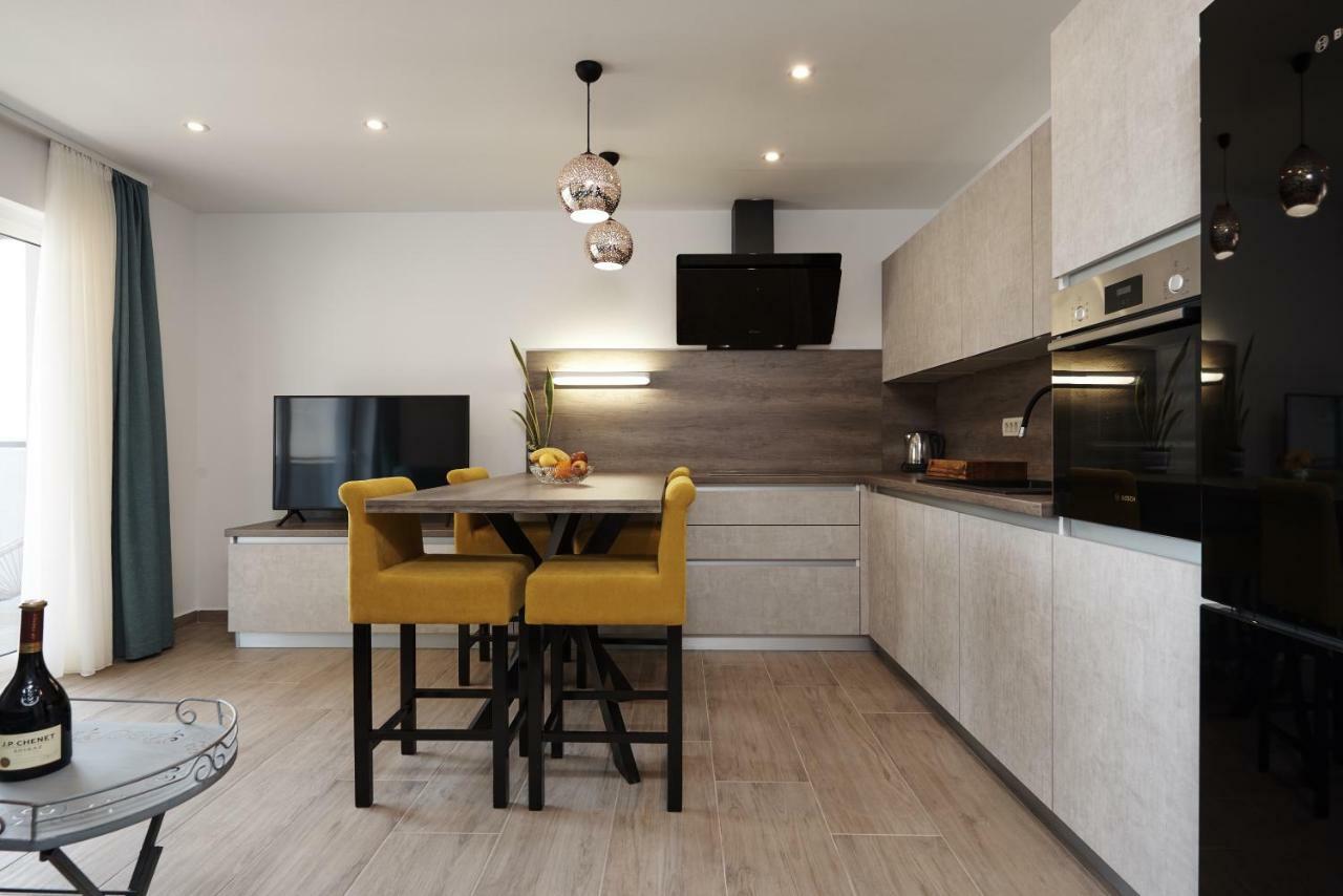 Sunny Side Apartman Trogir Kültér fotó